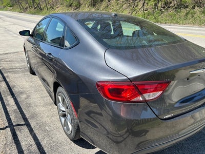 2015 Chrysler 200 S