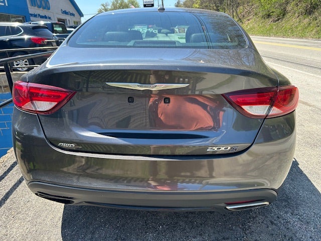 2015 Chrysler 200 S
