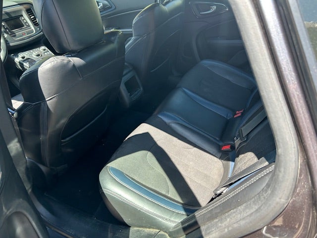 2015 Chrysler 200 S