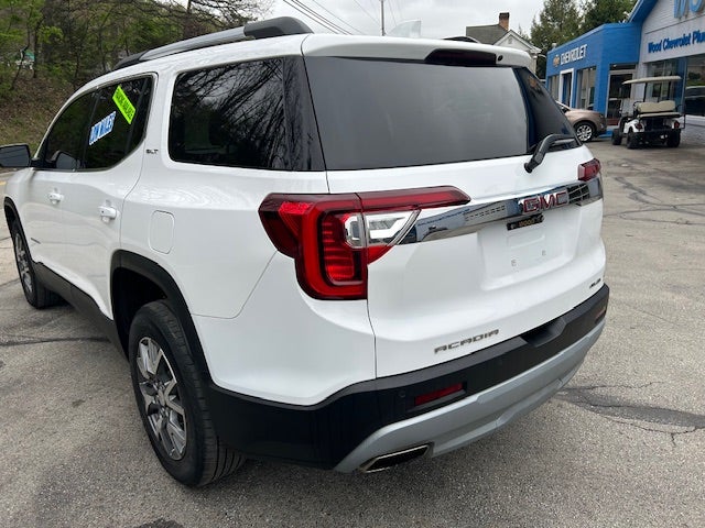 2023 GMC Acadia SLT