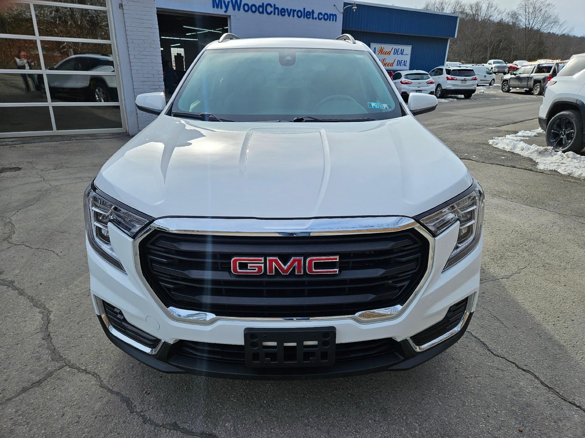 2023 GMC Terrain SLE